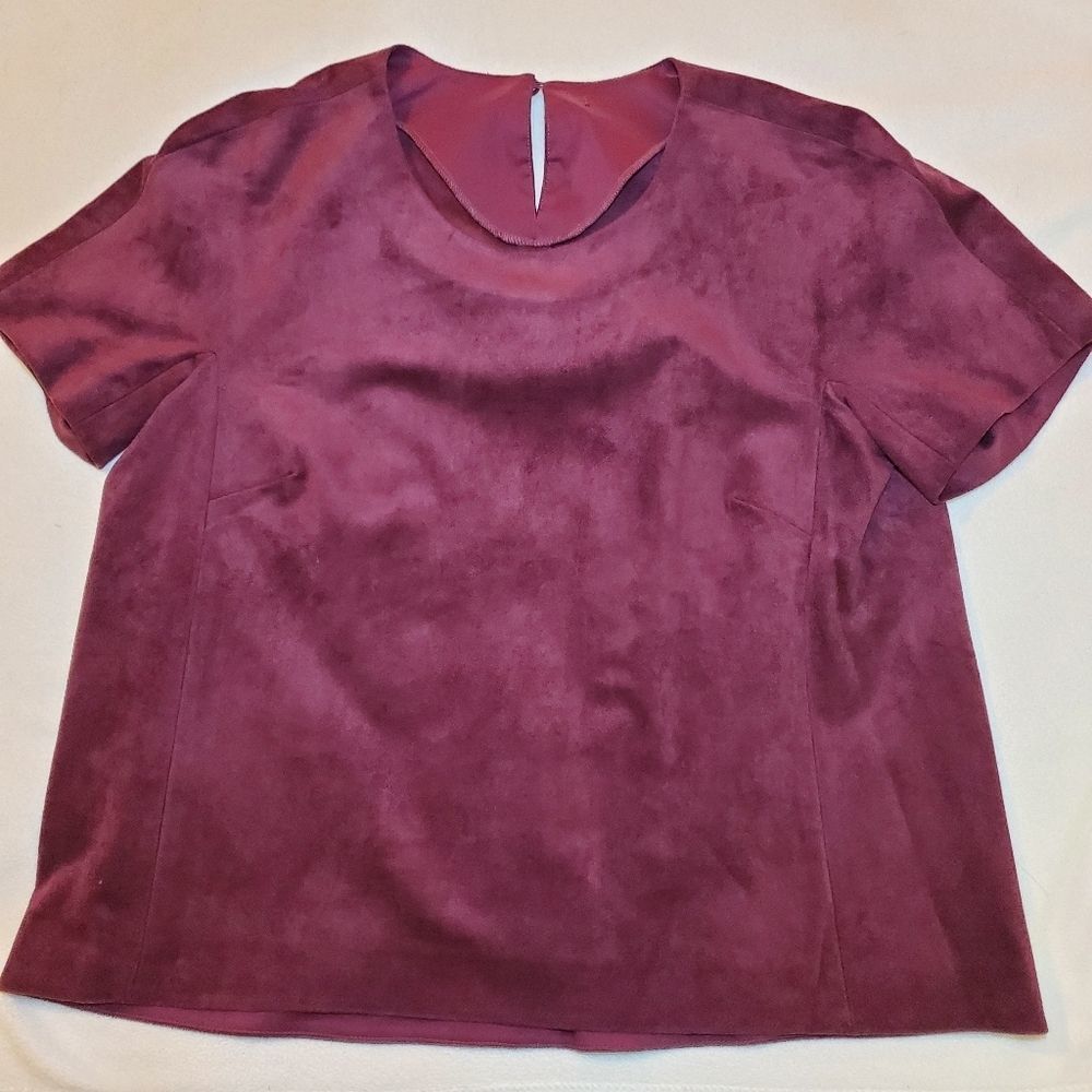 BCBG MAX AZRIA Mariko Faux Suede Top Maroon Small - Picture 6 of 7